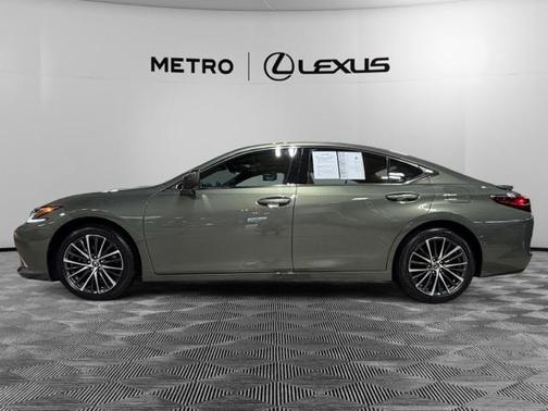 2023 Lexus ES 350 Base