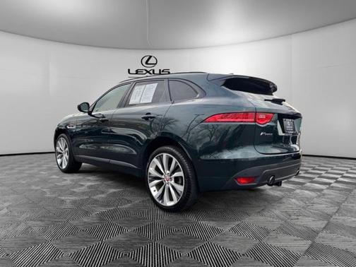 2018 Jaguar F-PACE 35t R-Sport