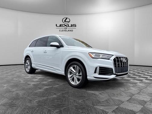2021 Audi Q7 55 Premium Plus