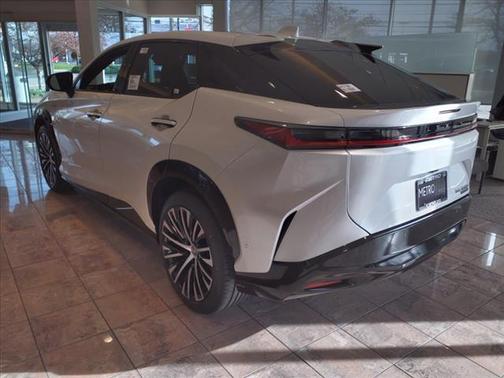 2024 Lexus RZ 450e Premium