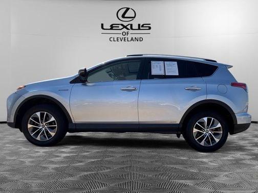 Classic Silver Metallic 2016 Toyota RAV4 Hybrid XLE