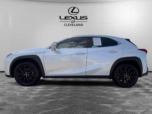 Eminent White Pearl 2021 Lexus UX 250h Base