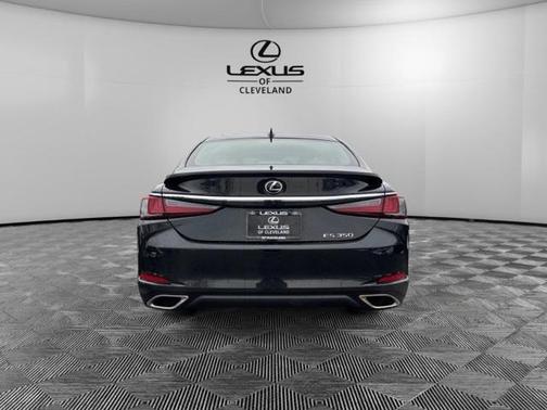2022 Lexus ES 350 Base