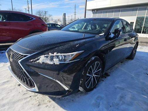 2025 Lexus ES 350 Base