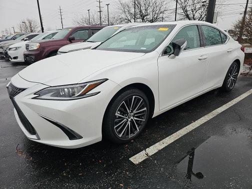 2024 Lexus ES 350 Base