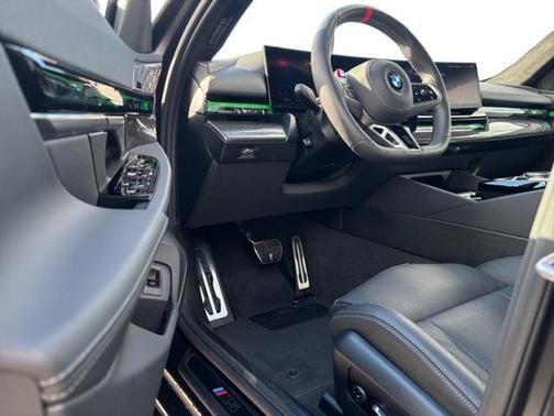 2025 BMW M5 Base