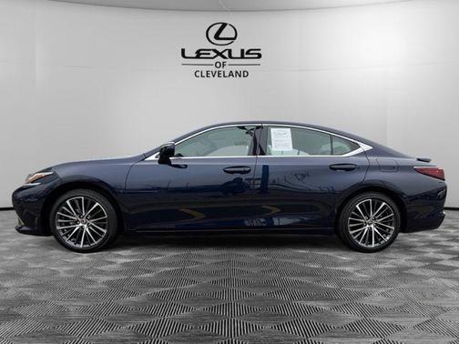 2025 Lexus ES 350 Base