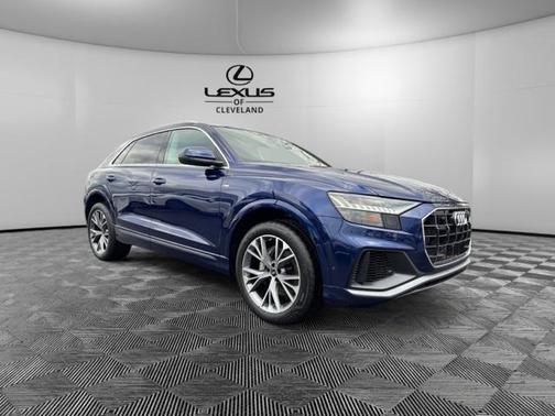 2022 Audi Q8 55 Premium Plus