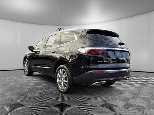 2022 Buick Enclave FWD Premium