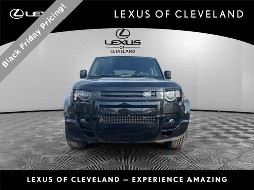 2023 Land Rover Defender 110 X-Dynamic SE