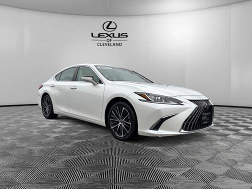 2023 Lexus ES 350 Base