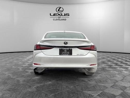 2023 Lexus ES 350 Base