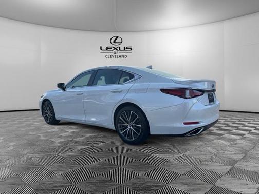 2024 Lexus ES 350 Base