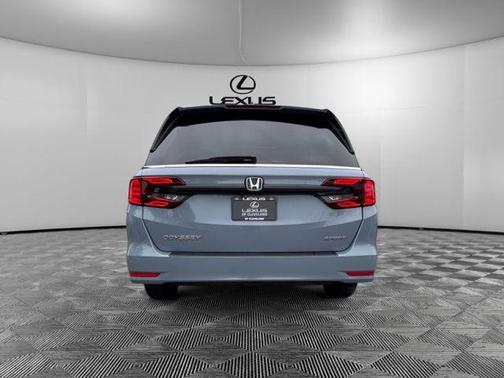 Obsidian Blue Pearl 2023 Honda Odyssey Sport