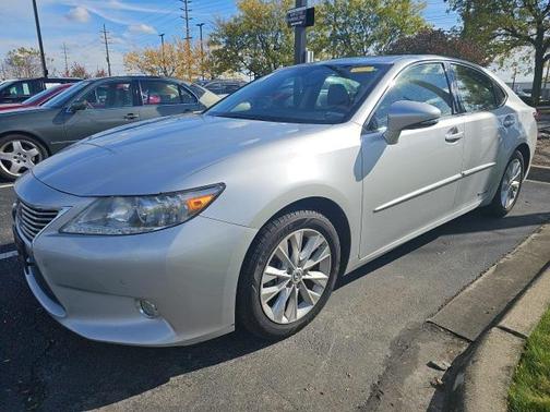 2013 Lexus ES 300h Base
