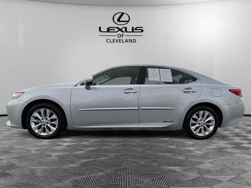 2013 Lexus ES 300h Base