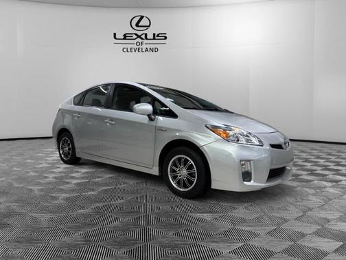 2010 Toyota Prius III