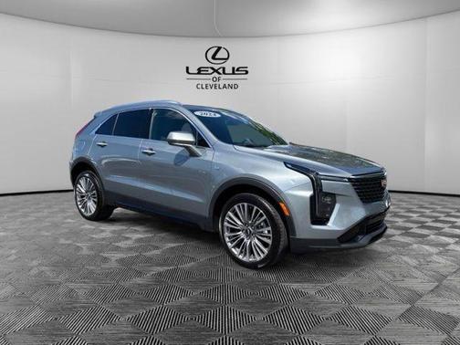 Argent Silver Metallic 2024 Cadillac XT4 Premium Luxury