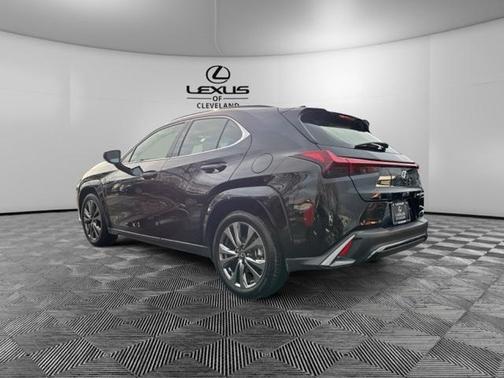 2025 Lexus UX 300h F SPORT Design