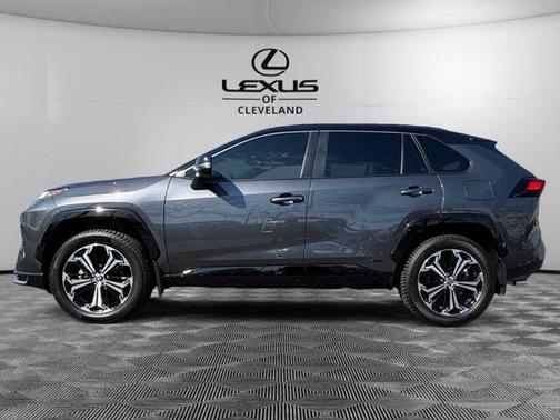 2025 Toyota RAV4 Hybrid SE