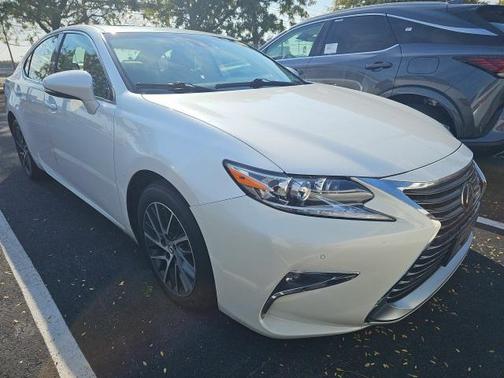 2017 Lexus ES 350 Base
