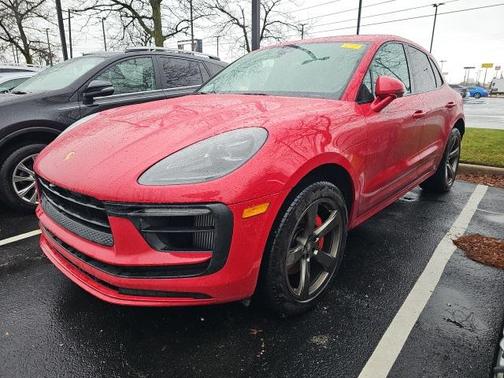 2022 Porsche Macan S