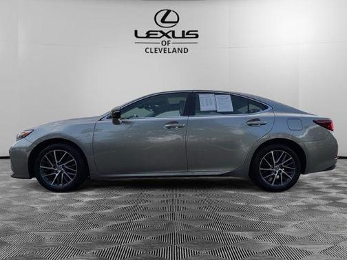 Atomic Silver 2017 Lexus ES 350 Base