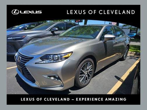 Atomic Silver 2017 Lexus ES 350 Base