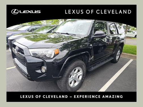 Midnight Black Metallic 2019 Toyota 4Runner SR5 Premium