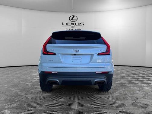 Crystal White Tricoat 2019 Cadillac XT4 Premium Luxury
