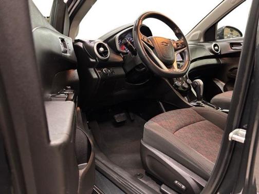 2018 Chevrolet Sonic LT