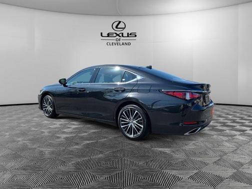 2025 Lexus ES 350 Base