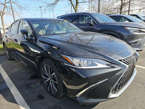 2025 Lexus ES 350 Base