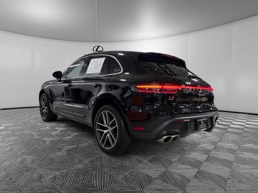 2023 Porsche Macan S