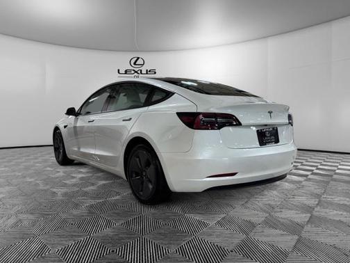 2022 Tesla Model 3 Standard Range
