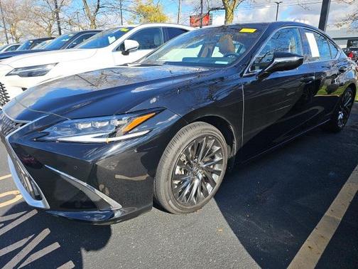 2024 Lexus ES 350 Ultra Luxury