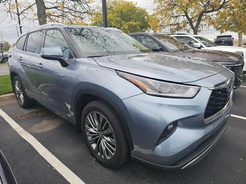 2020 Toyota Highlander Hybrid Platinum