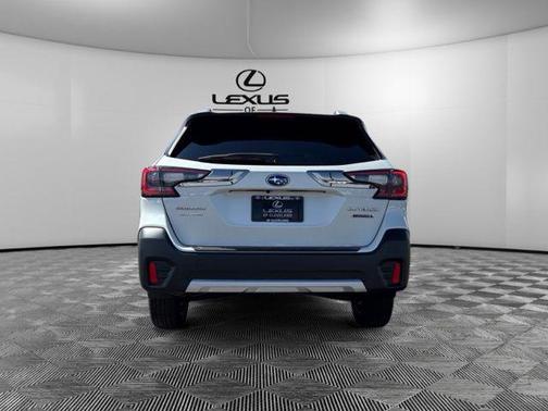 Crystal White Pearl 2020 Subaru Outback Touring