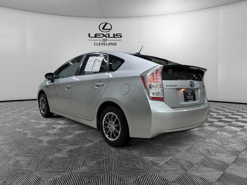 2010 Toyota Prius III