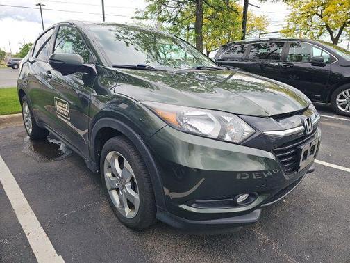 Crystal Black Pearl 2016 Honda HR-V EX
