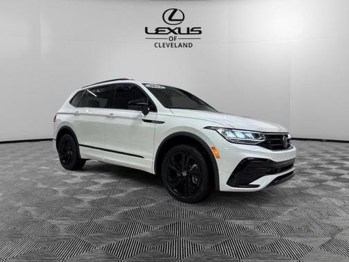 2023 Volkswagen Tiguan 2.0T SE R-Line Black 4MOTION