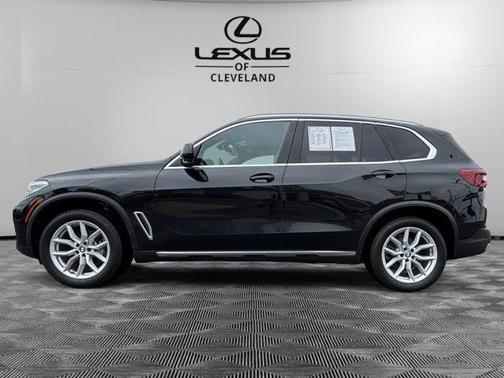 Black Sapphire Metallic 2020 BMW X5 xDrive40i