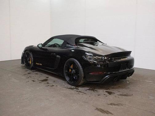 2025 Porsche 718 Spyder 