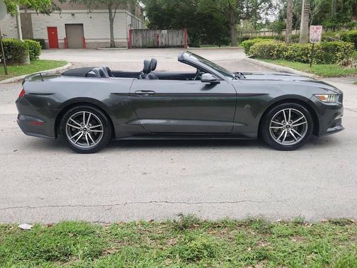 2016 Ford Mustang EcoBoost Premium