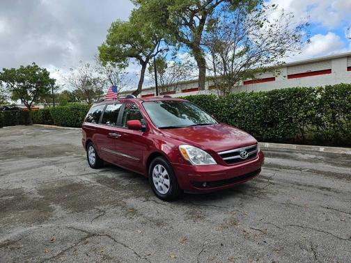 2007 Hyundai Entourage GLS 4dr Mini Van