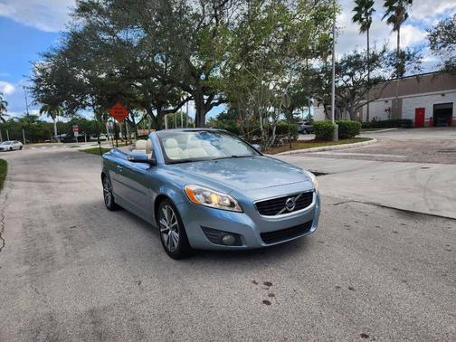 2012 Volvo C70 T5 2dr Convertible