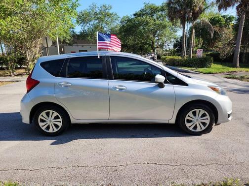 2017 Nissan Versa Note SV