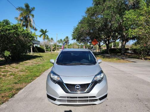 2017 Nissan Versa Note SV