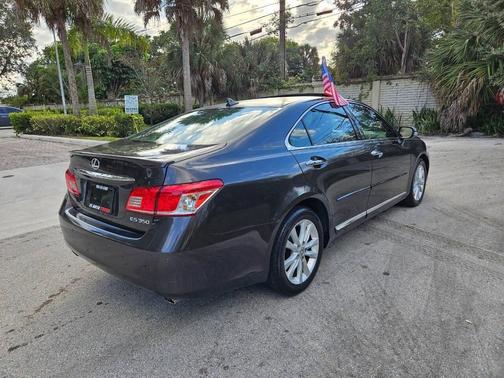 2011 Lexus ES 350 Base