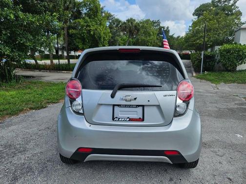 Silver Ice Metallic 2014 Chevrolet Spark 1LT